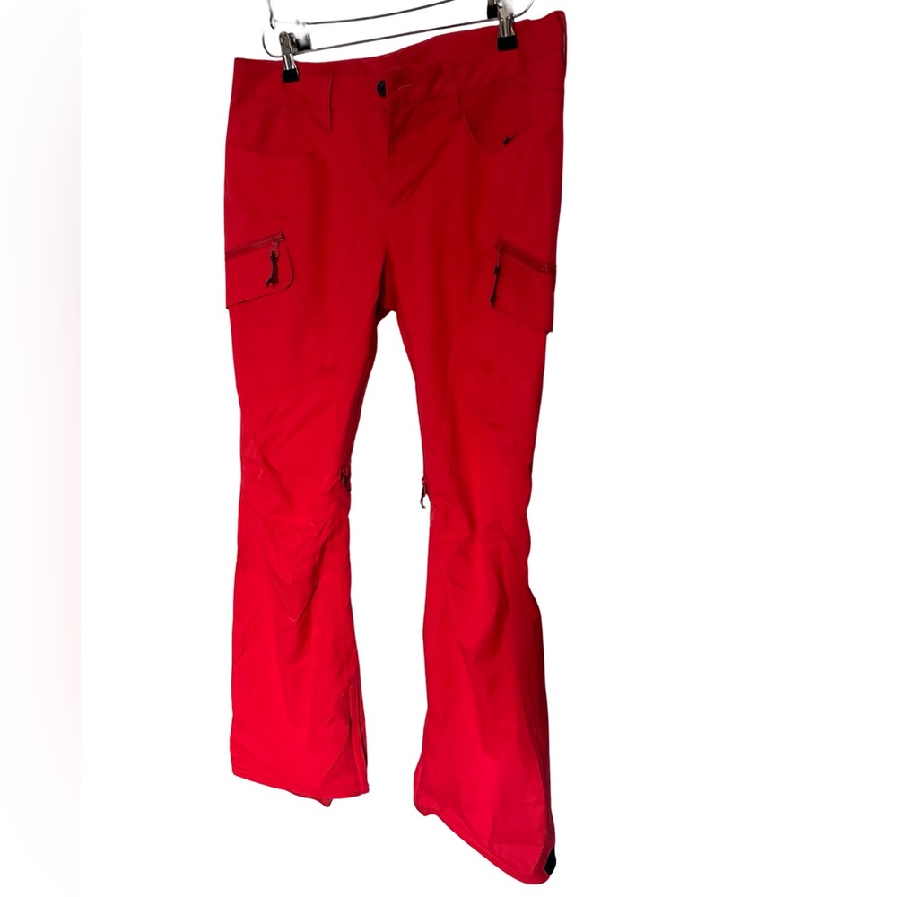 *EUC* Women’s Burton Snowboard / Ski Pants in a Red / Pink